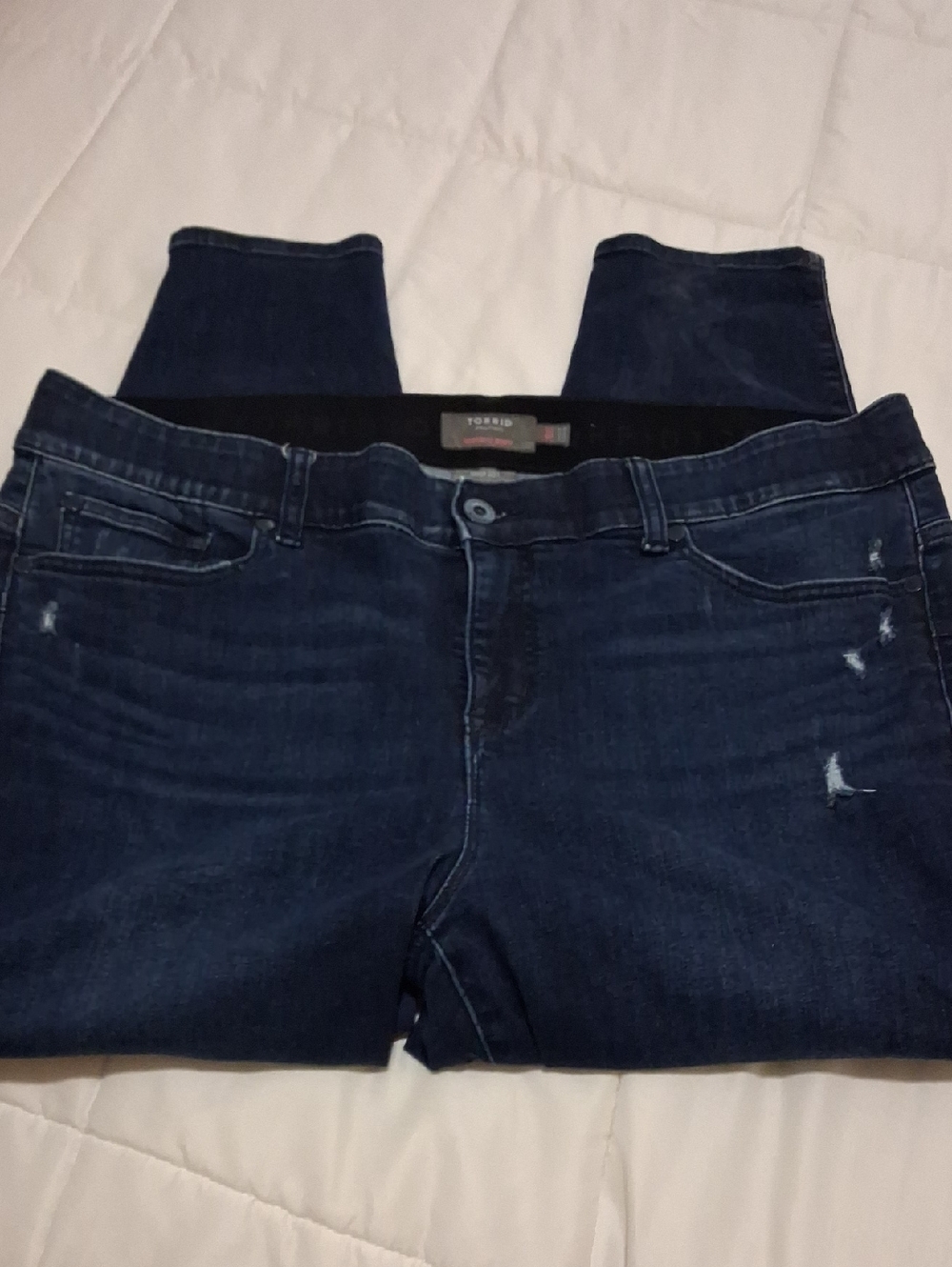 Torrid Dark Indigo Skinny Jeans Sz 20